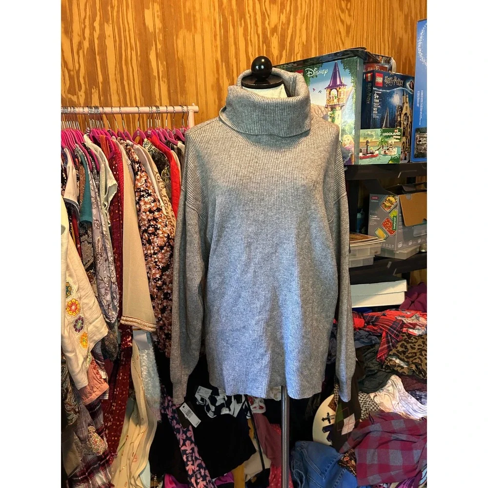 Free People Softly Structured Oversized Turtleneck Knit Sweater Grey Size S